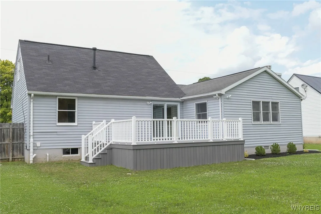 6244 Bartz Road, Lockport Town, New York 14094, Lockport Town, New York 14094, 4 Bedrooms Bedrooms, 7 Rooms Rooms,1 BathroomBathrooms,Residential,For Sale,6244 Bartz Road, Lockport Town, New York 14094,B1621431
