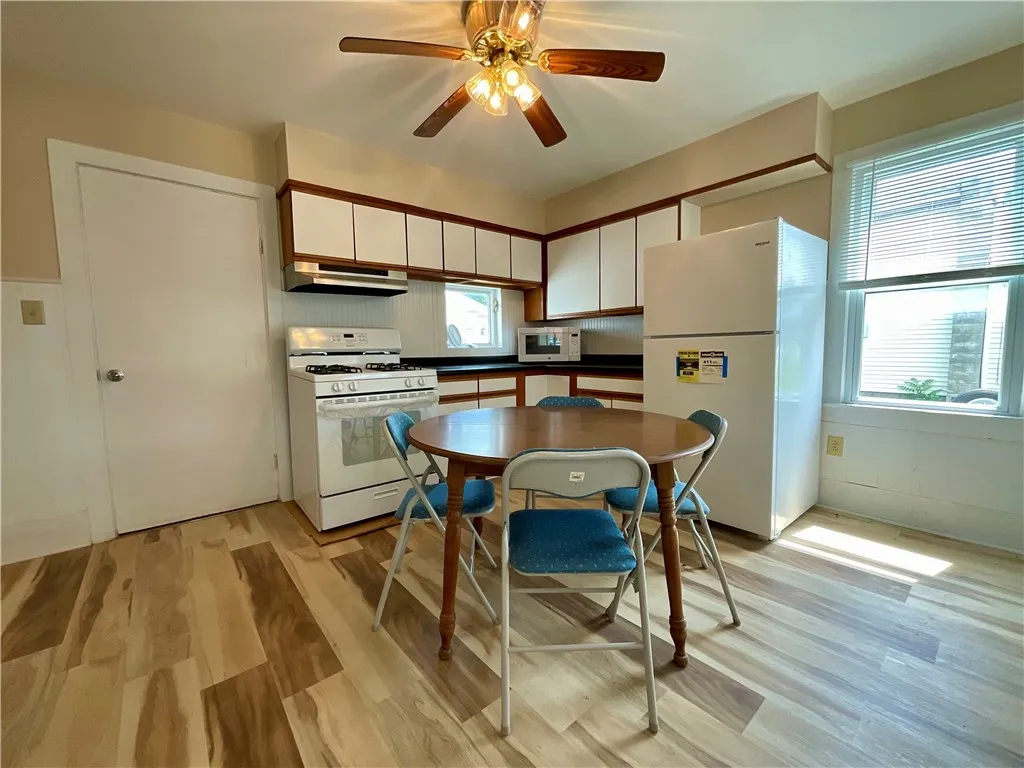 112 Franklin Street, North Dansville, New York 144, North Dansville, New York 14437, 3 Bedrooms Bedrooms, 7 Rooms Rooms,1 BathroomBathrooms,Residential,For Sale,112 Franklin Street, North Dansville, New York 144,R1621446