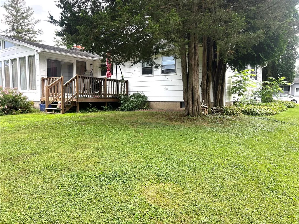 2 Maple Road, Big Flats, New York 14845, Big Flats, New York 14845, 3 Bedrooms Bedrooms, 9 Rooms Rooms,2 BathroomsBathrooms,Residential,For Sale,2 Maple Road, Big Flats, New York 14845,R1619631