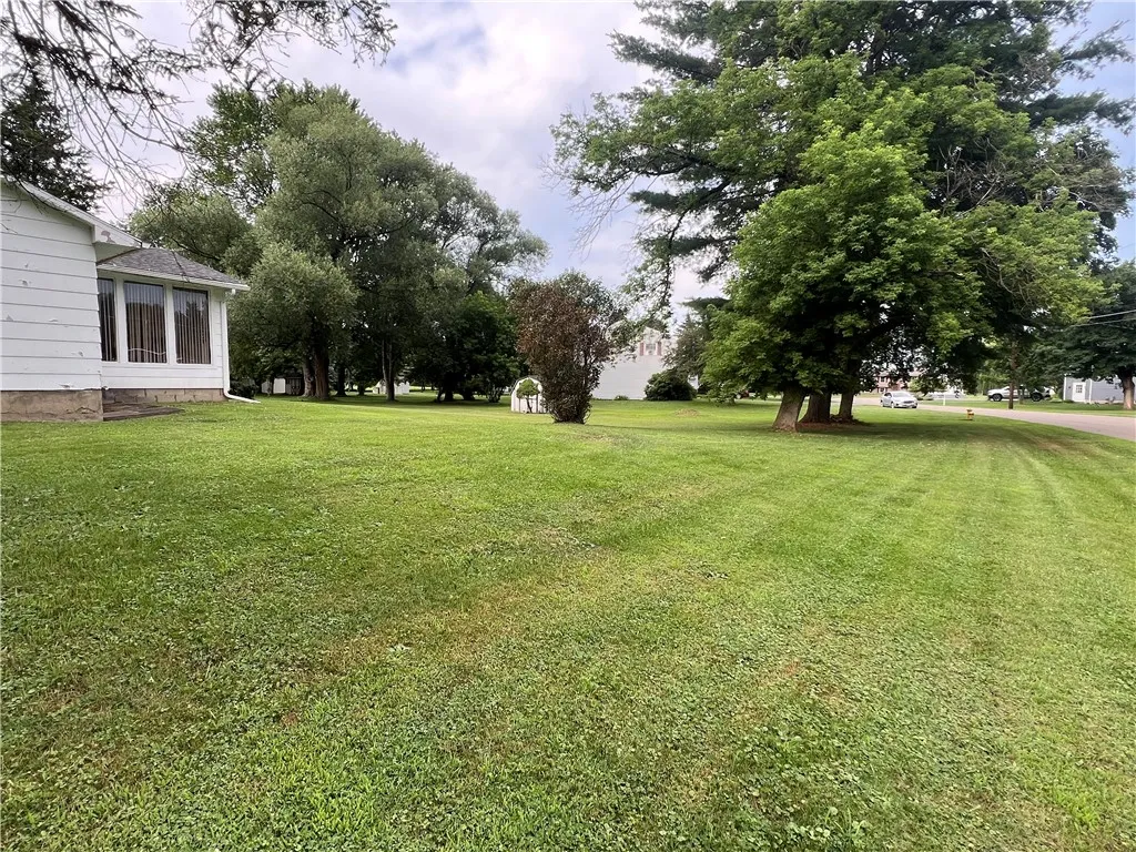 2 Maple Road, Big Flats, New York 14845, Big Flats, New York 14845, 3 Bedrooms Bedrooms, 9 Rooms Rooms,2 BathroomsBathrooms,Residential,For Sale,2 Maple Road, Big Flats, New York 14845,R1619631