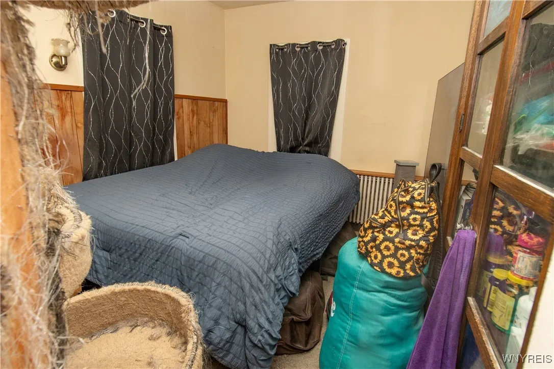 upstairs bedroom 2