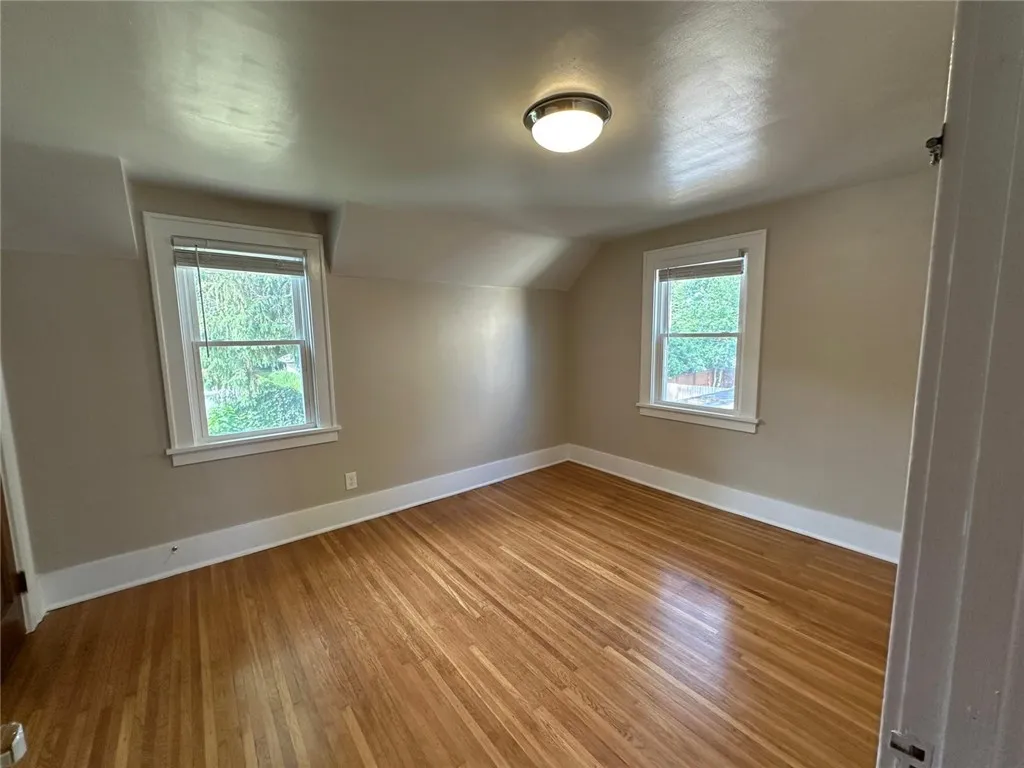 44 Parkwood Road, Rochester, New York 14615, Rochester, New York 14615, 3 Bedrooms Bedrooms, 6 Rooms Rooms,2 BathroomsBathrooms,Residential Lease,For Rent,44 Parkwood Road, Rochester, New York 14615,R1620955
