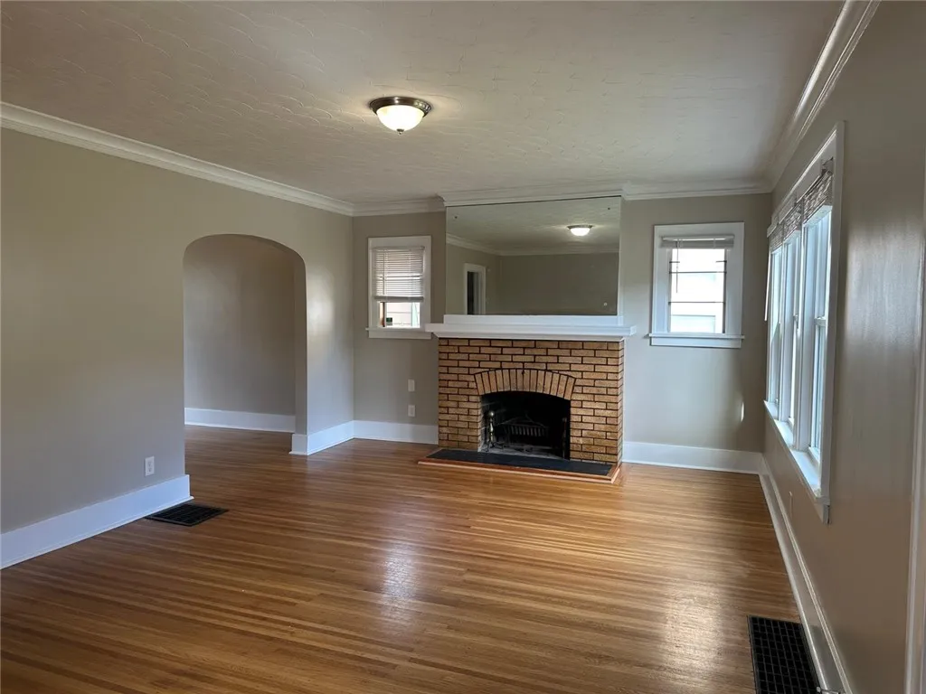 44 Parkwood Road, Rochester, New York 14615, Rochester, New York 14615, 3 Bedrooms Bedrooms, 6 Rooms Rooms,2 BathroomsBathrooms,Residential Lease,For Rent,44 Parkwood Road, Rochester, New York 14615,R1620955