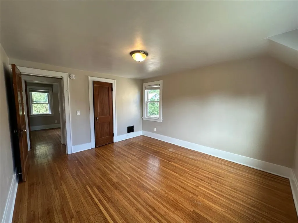 44 Parkwood Road, Rochester, New York 14615, Rochester, New York 14615, 3 Bedrooms Bedrooms, 6 Rooms Rooms,2 BathroomsBathrooms,Residential Lease,For Rent,44 Parkwood Road, Rochester, New York 14615,R1620955