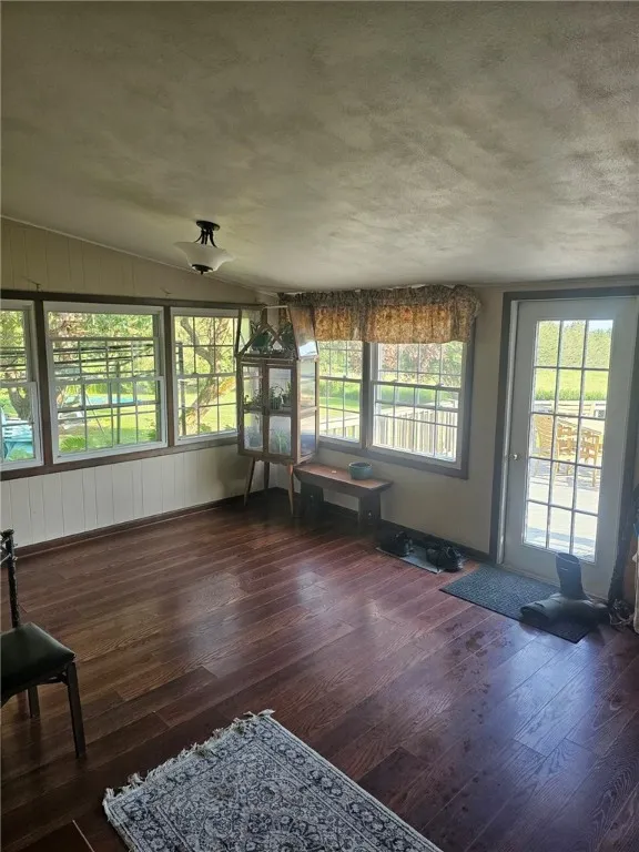 sun room/family room