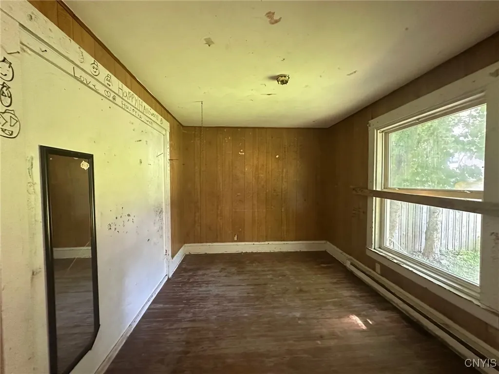 85 West Clark Street, German Flatts, New York 1335, German Flatts, New York 13357, 8 Bedrooms Bedrooms, ,4 BathroomsBathrooms,Residential,For Sale,85 West Clark Street, German Flatts, New York 1335,S1619660