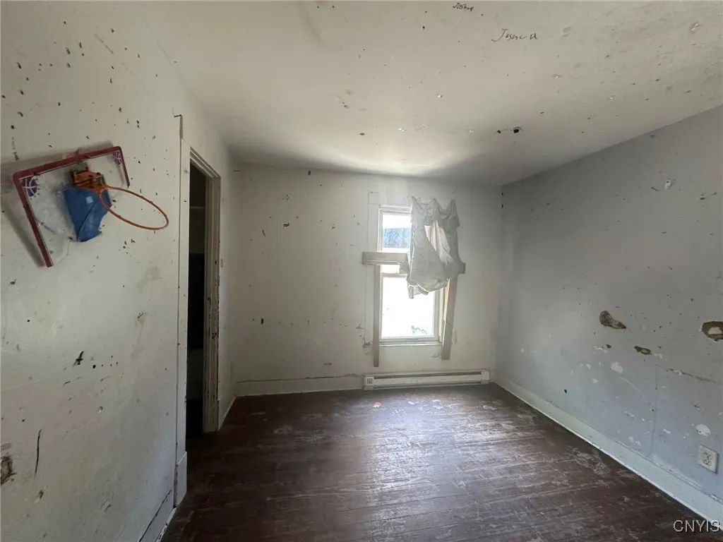 85 West Clark Street, German Flatts, New York 1335, German Flatts, New York 13357, 8 Bedrooms Bedrooms, ,4 BathroomsBathrooms,Residential,For Sale,85 West Clark Street, German Flatts, New York 1335,S1619660
