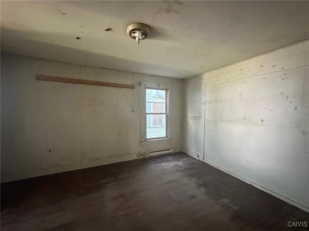 85 West Clark Street, German Flatts, New York 1335, German Flatts, New York 13357, 8 Bedrooms Bedrooms, ,4 BathroomsBathrooms,Residential,For Sale,85 West Clark Street, German Flatts, New York 1335,S1619660