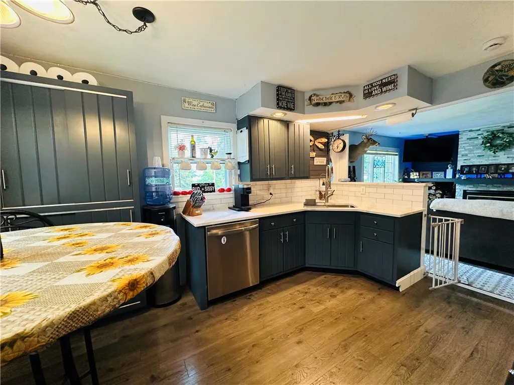5879 Bonnie Lynn, Fleming, New York 13021, Fleming, New York 13021, 2 Bedrooms Bedrooms, 4 Rooms Rooms,2 BathroomsBathrooms,Residential,For Sale,5879 Bonnie Lynn, Fleming, New York 13021,R1620194
