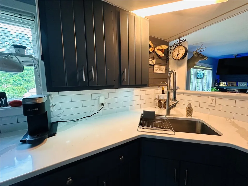 5879 Bonnie Lynn, Fleming, New York 13021, Fleming, New York 13021, 2 Bedrooms Bedrooms, 4 Rooms Rooms,2 BathroomsBathrooms,Residential,For Sale,5879 Bonnie Lynn, Fleming, New York 13021,R1620194