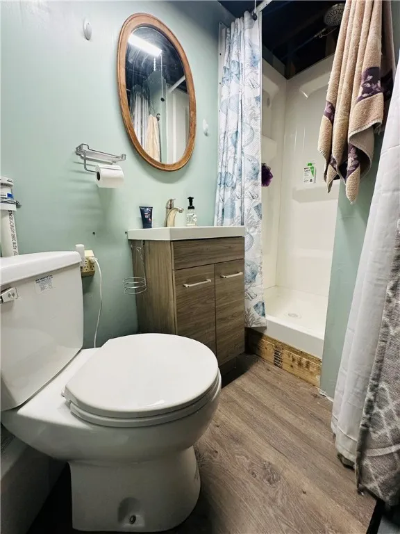 Basement full bath.