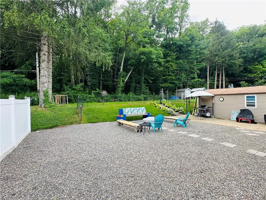 5879 Bonnie Lynn, Fleming, New York 13021, Fleming, New York 13021, 2 Bedrooms Bedrooms, 4 Rooms Rooms,2 BathroomsBathrooms,Residential,For Sale,5879 Bonnie Lynn, Fleming, New York 13021,R1620194
