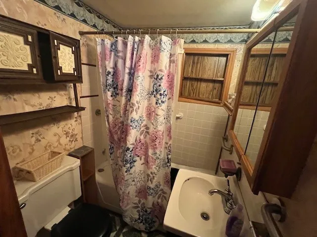 67 Perry Avenue, Corning City, New York 14830, Corning City, New York 14830, 2 Bedrooms Bedrooms, 4 Rooms Rooms,1 BathroomBathrooms,Residential,For Sale,67 Perry Avenue, Corning City, New York 14830,R1621751