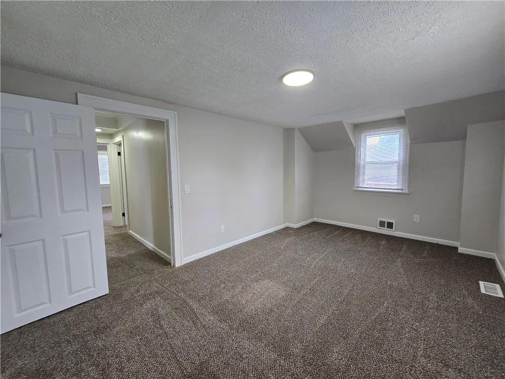 2381 Culver Road, Irondequoit, New York 14609, Irondequoit, New York 14609, 3 Bedrooms Bedrooms, 6 Rooms Rooms,2 BathroomsBathrooms,Residential,For Sale,2381 Culver Road, Irondequoit, New York 14609,R1621656