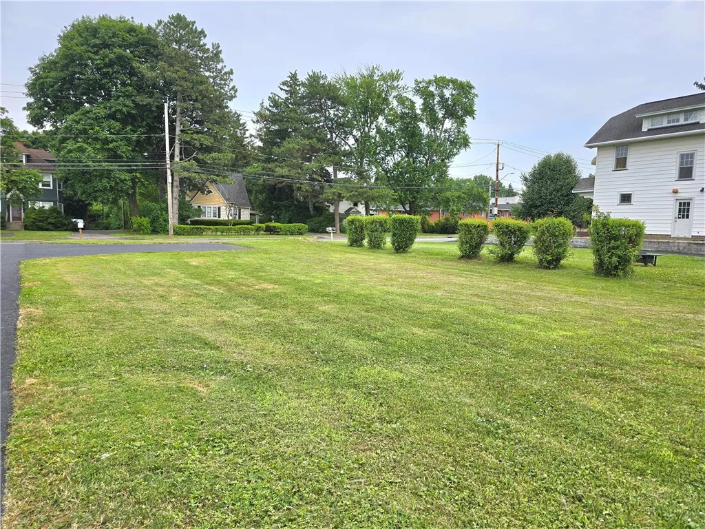 2381 Culver Road, Irondequoit, New York 14609, Irondequoit, New York 14609, 3 Bedrooms Bedrooms, 6 Rooms Rooms,2 BathroomsBathrooms,Residential,For Sale,2381 Culver Road, Irondequoit, New York 14609,R1621656