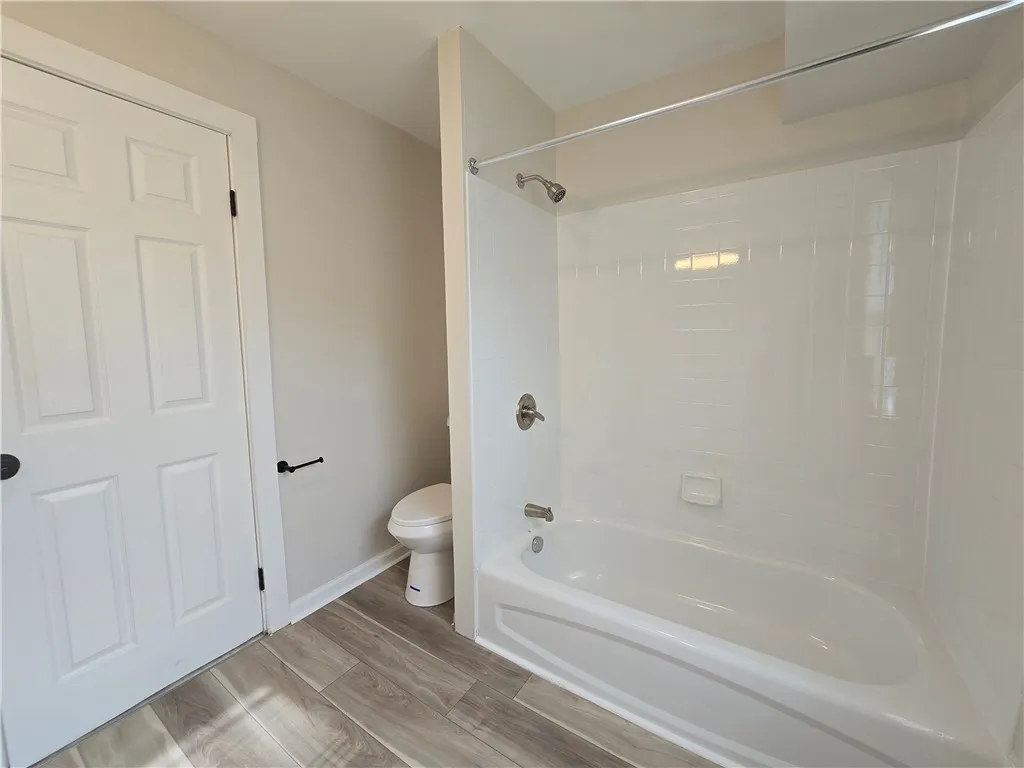 2381 Culver Road, Irondequoit, New York 14609, Irondequoit, New York 14609, 3 Bedrooms Bedrooms, 6 Rooms Rooms,2 BathroomsBathrooms,Residential,For Sale,2381 Culver Road, Irondequoit, New York 14609,R1621656