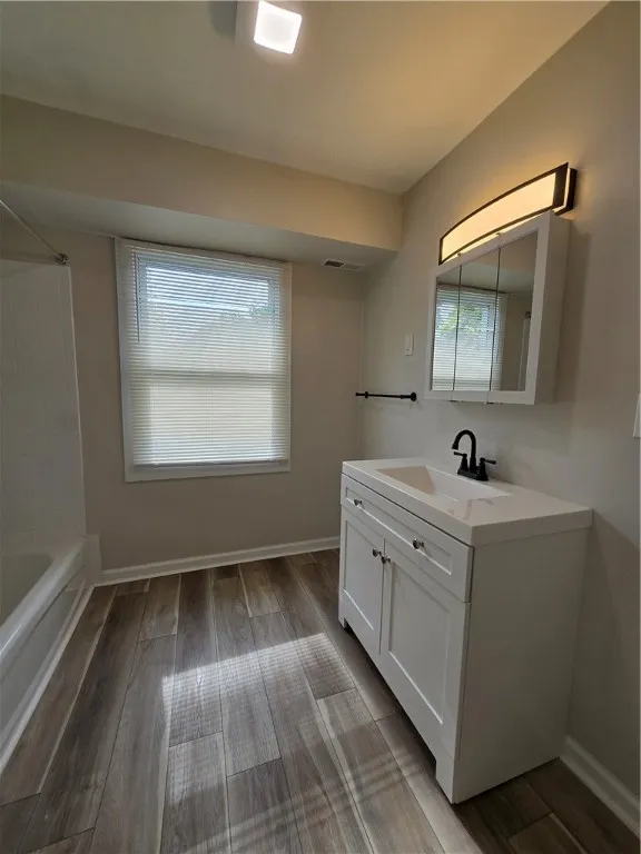 2381 Culver Road, Irondequoit, New York 14609, Irondequoit, New York 14609, 3 Bedrooms Bedrooms, 6 Rooms Rooms,2 BathroomsBathrooms,Residential,For Sale,2381 Culver Road, Irondequoit, New York 14609,R1621656
