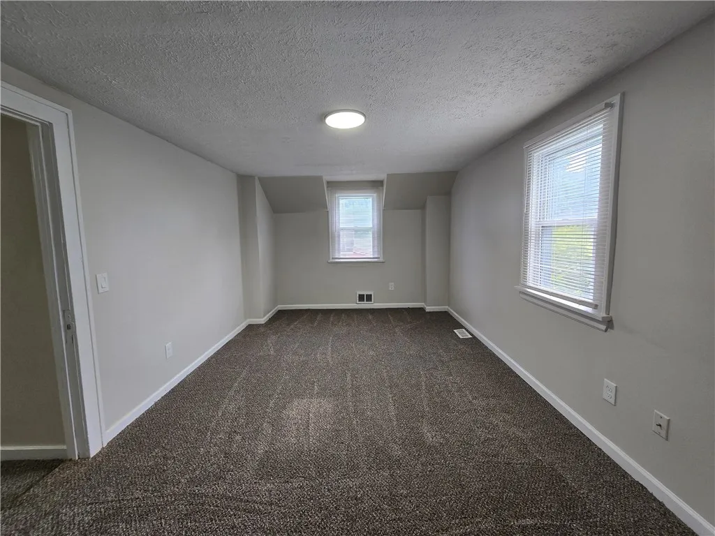 2381 Culver Road, Irondequoit, New York 14609, Irondequoit, New York 14609, 3 Bedrooms Bedrooms, 6 Rooms Rooms,2 BathroomsBathrooms,Residential,For Sale,2381 Culver Road, Irondequoit, New York 14609,R1621656