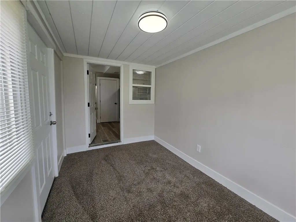 2381 Culver Road, Irondequoit, New York 14609, Irondequoit, New York 14609, 3 Bedrooms Bedrooms, 6 Rooms Rooms,2 BathroomsBathrooms,Residential,For Sale,2381 Culver Road, Irondequoit, New York 14609,R1621656