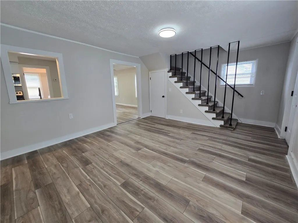 2381 Culver Road, Irondequoit, New York 14609, Irondequoit, New York 14609, 3 Bedrooms Bedrooms, 6 Rooms Rooms,2 BathroomsBathrooms,Residential,For Sale,2381 Culver Road, Irondequoit, New York 14609,R1621656