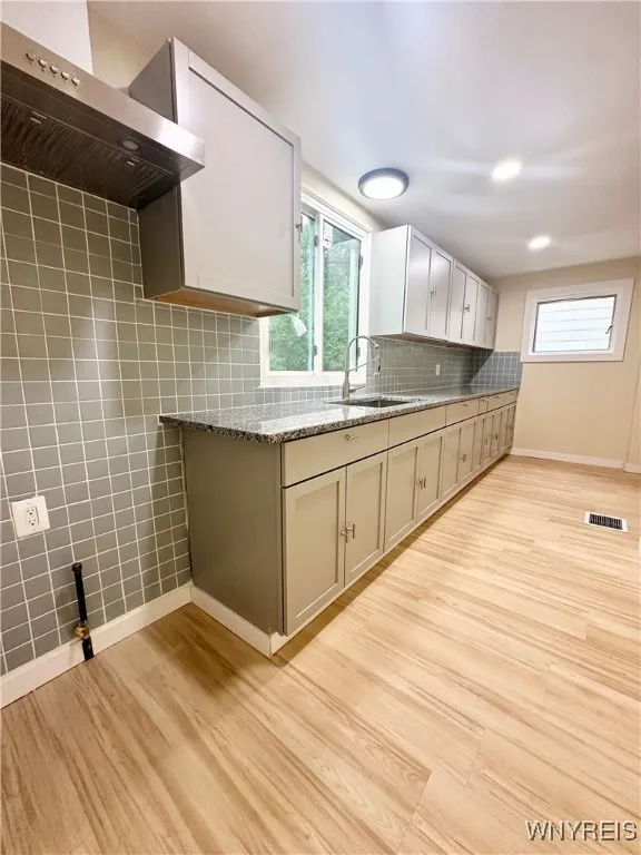 1433 Eggert Road, Amherst, New York 14226, Amherst, New York 14226, 3 Bedrooms Bedrooms, 6 Rooms Rooms,2 BathroomsBathrooms,Residential,For Sale,1433 Eggert Road, Amherst, New York 14226,B1621748