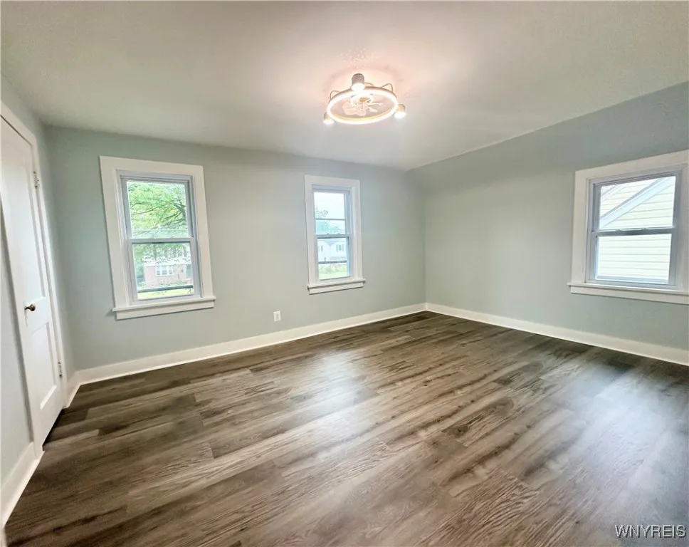 1433 Eggert Road, Amherst, New York 14226, Amherst, New York 14226, 3 Bedrooms Bedrooms, 6 Rooms Rooms,2 BathroomsBathrooms,Residential,For Sale,1433 Eggert Road, Amherst, New York 14226,B1621748