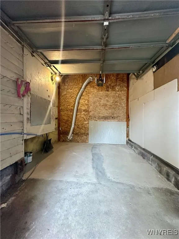 1433 Eggert Road, Amherst, New York 14226, Amherst, New York 14226, 3 Bedrooms Bedrooms, 6 Rooms Rooms,2 BathroomsBathrooms,Residential,For Sale,1433 Eggert Road, Amherst, New York 14226,B1621748
