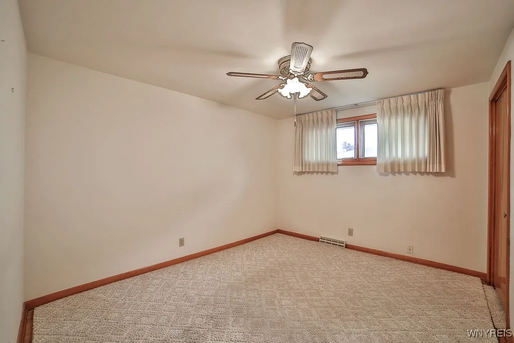 232 Joseph Drive, Tonawanda, New York 14150, Tonawanda, New York 14150, 5 Bedrooms Bedrooms, ,2 BathroomsBathrooms,Residential,For Sale,232 Joseph Drive, Tonawanda, New York 14150,B1621434