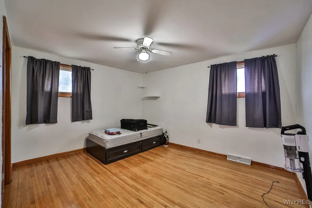 232 Joseph Drive, Tonawanda, New York 14150, Tonawanda, New York 14150, 5 Bedrooms Bedrooms, ,2 BathroomsBathrooms,Residential,For Sale,232 Joseph Drive, Tonawanda, New York 14150,B1621434