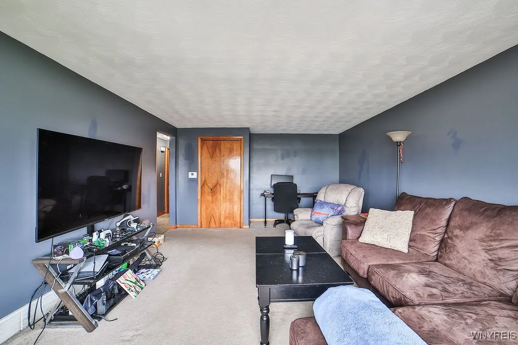 232 Joseph Drive, Tonawanda, New York 14150, Tonawanda, New York 14150, 5 Bedrooms Bedrooms, ,2 BathroomsBathrooms,Residential,For Sale,232 Joseph Drive, Tonawanda, New York 14150,B1621434