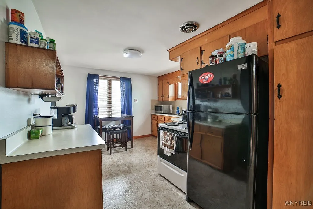 232 Joseph Drive, Tonawanda, New York 14150, Tonawanda, New York 14150, 5 Bedrooms Bedrooms, ,2 BathroomsBathrooms,Residential,For Sale,232 Joseph Drive, Tonawanda, New York 14150,B1621434