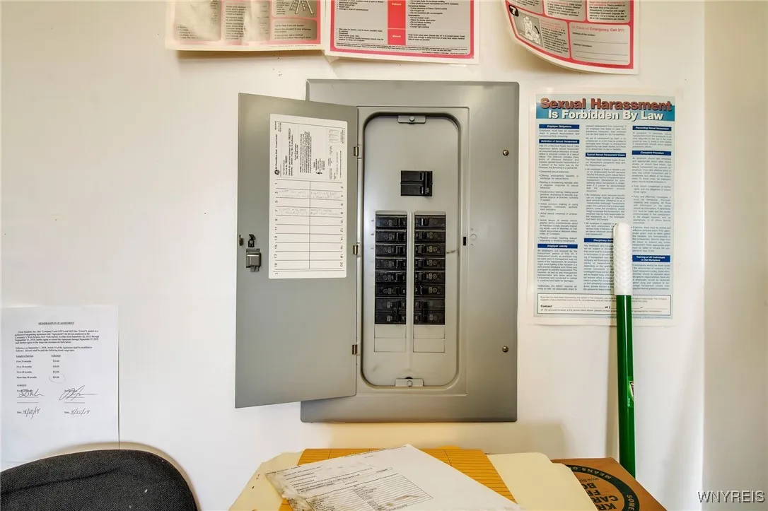 3491 Harlem Road, Cheektowaga, New York 14225, Cheektowaga, New York 14225, ,Commercial Sale,For Sale,3491 Harlem Road, Cheektowaga, New York 14225,B1619827