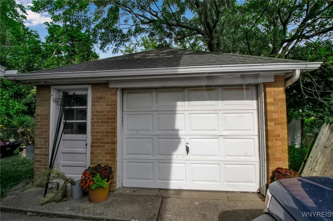 3491 Harlem Road, Cheektowaga, New York 14225, Cheektowaga, New York 14225, ,Commercial Sale,For Sale,3491 Harlem Road, Cheektowaga, New York 14225,B1619827