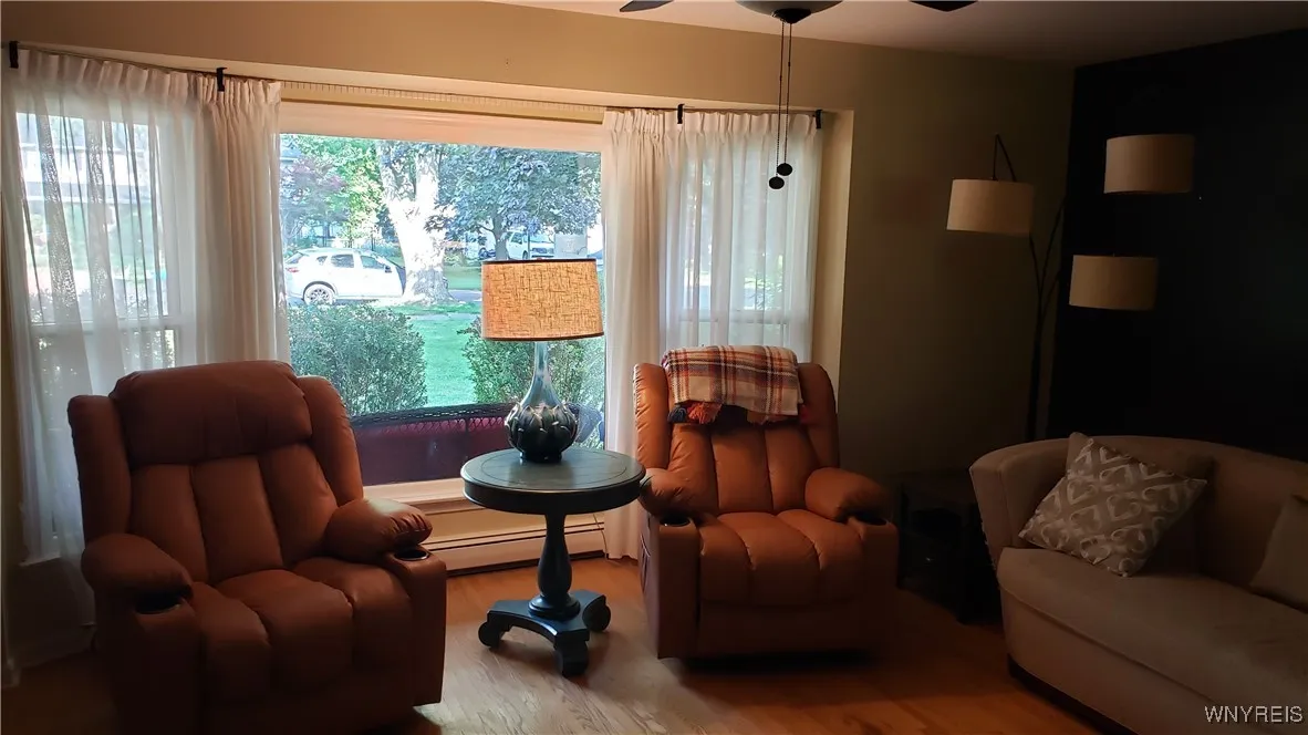 Plenty of Natural light through the bay window
