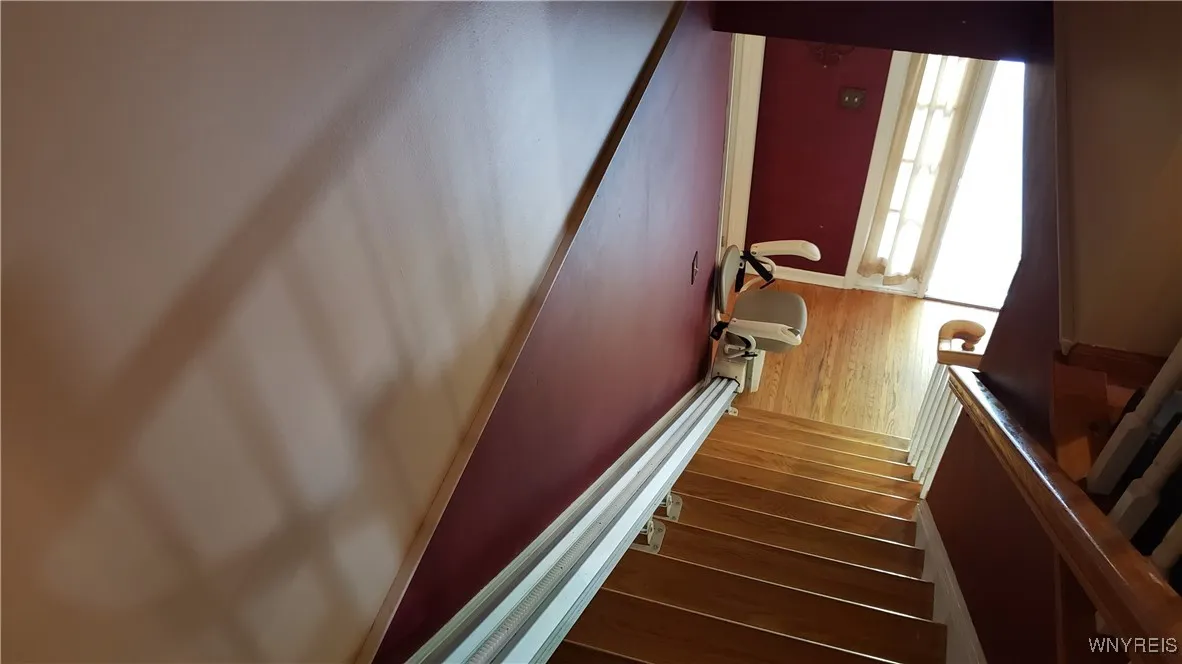 3504 Calvano Drive, Grand Island, New York 14072, Grand Island, New York 14072, 5 Bedrooms Bedrooms, 10 Rooms Rooms,3 BathroomsBathrooms,Residential,For Sale,3504 Calvano Drive, Grand Island, New York 14072,B1621279
