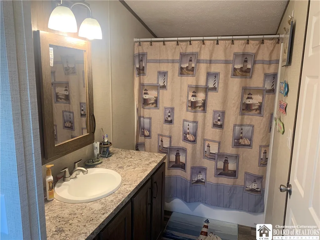 8 Lawndale Road, Chautauqua, New York 14757, Chautauqua, New York 14757, 2 Bedrooms Bedrooms, 6 Rooms Rooms,2 BathroomsBathrooms,Residential,For Sale,8 Lawndale Road, Chautauqua, New York 14757,R1621292
