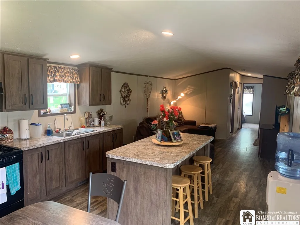 8 Lawndale Road, Chautauqua, New York 14757, Chautauqua, New York 14757, 2 Bedrooms Bedrooms, 6 Rooms Rooms,2 BathroomsBathrooms,Residential,For Sale,8 Lawndale Road, Chautauqua, New York 14757,R1621292