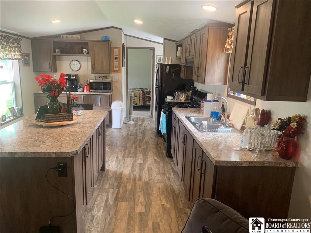 8 Lawndale Road, Chautauqua, New York 14757, Chautauqua, New York 14757, 2 Bedrooms Bedrooms, 6 Rooms Rooms,2 BathroomsBathrooms,Residential,For Sale,8 Lawndale Road, Chautauqua, New York 14757,R1621292