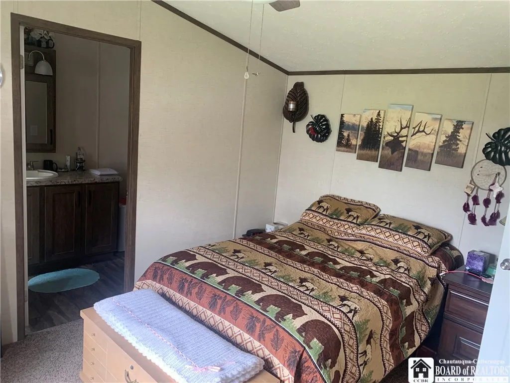 8 Lawndale Road, Chautauqua, New York 14757, Chautauqua, New York 14757, 2 Bedrooms Bedrooms, 6 Rooms Rooms,2 BathroomsBathrooms,Residential,For Sale,8 Lawndale Road, Chautauqua, New York 14757,R1621292