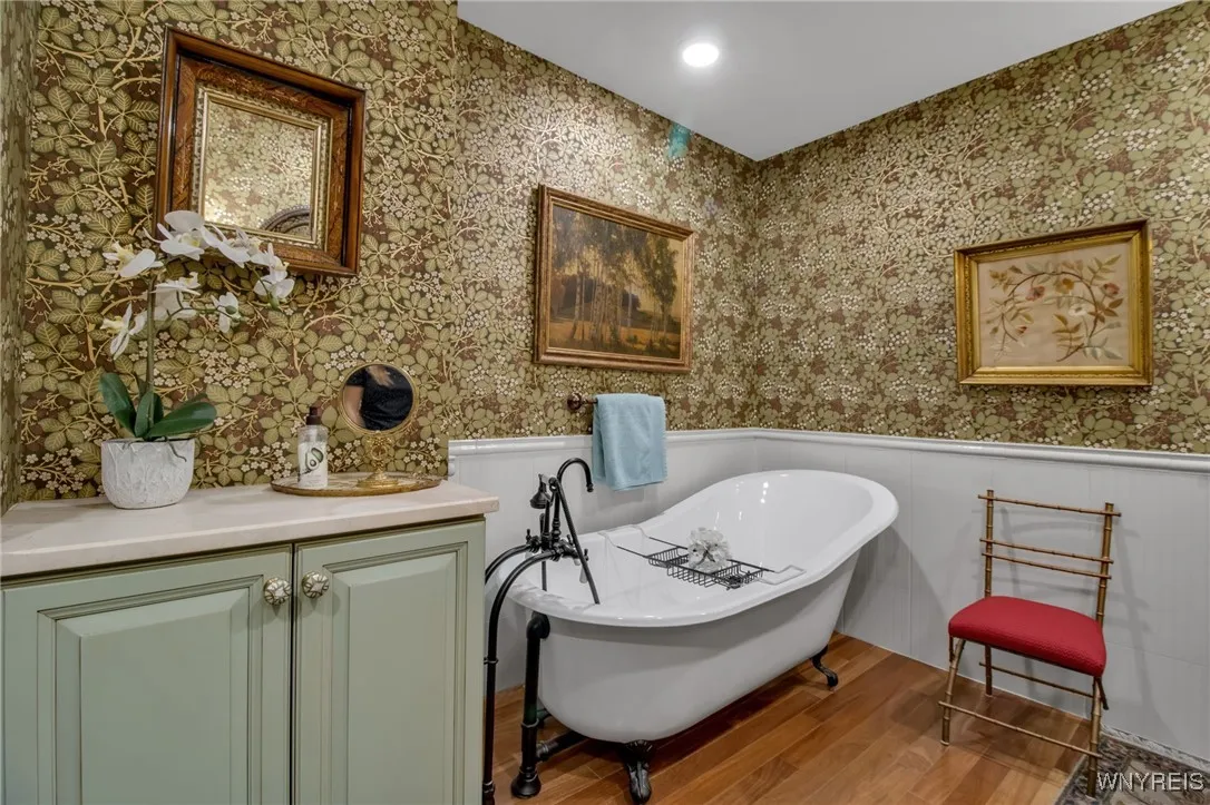 51 Park Street, Buffalo, New York 14201, Buffalo, New York 14201, 3 Bedrooms Bedrooms, 9 Rooms Rooms,2 BathroomsBathrooms,Residential,For Sale,51 Park Street, Buffalo, New York 14201,B1621209