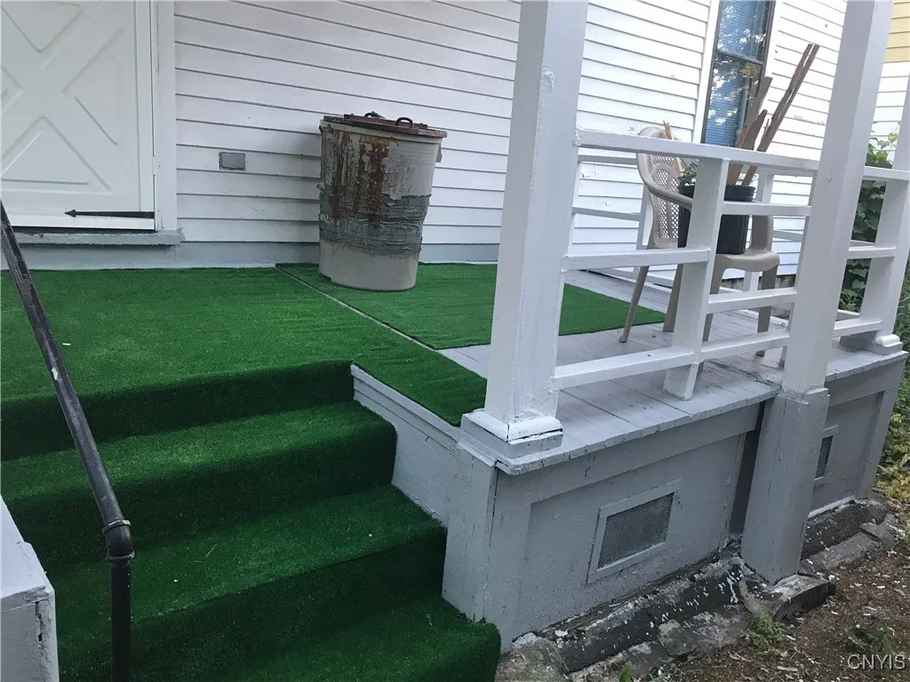 118 Barton Avenue 116, Utica, New York 13502, Utica, New York 13502, 6 Bedrooms Bedrooms, ,2 BathroomsBathrooms,Residential,Closed,118 Barton Avenue 116, Utica, New York 13502,0,S1621757