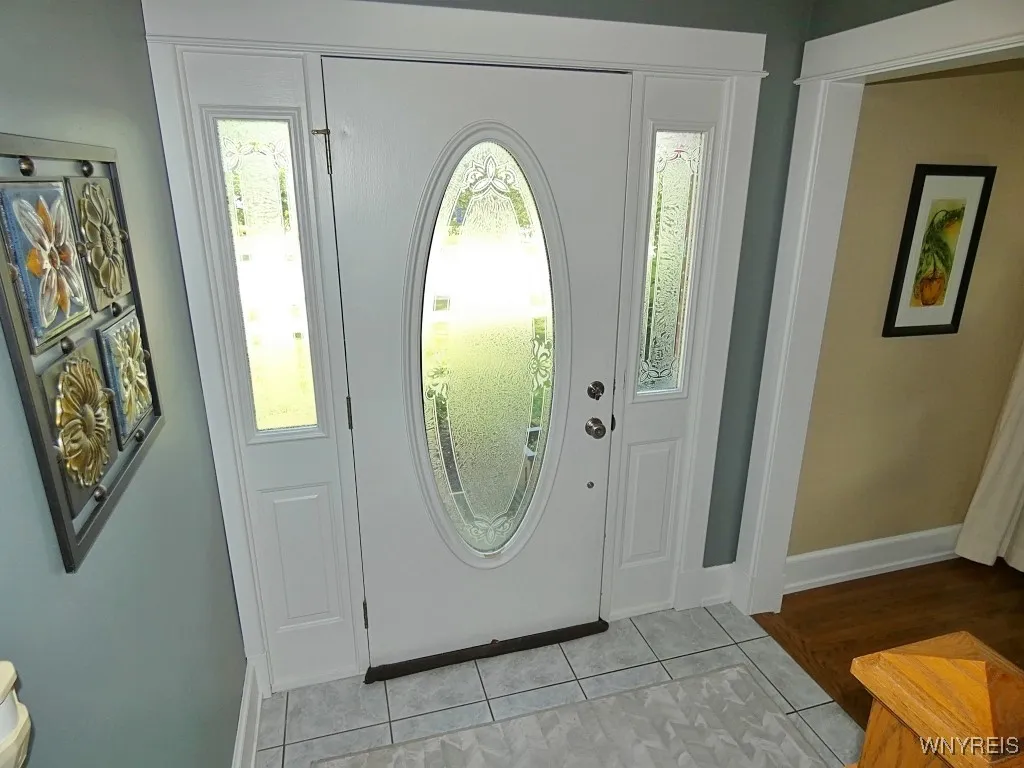 37 Woodmar Terrace, West Seneca, New York 14224, West Seneca, New York 14224, 4 Bedrooms Bedrooms, 8 Rooms Rooms,1 BathroomBathrooms,Residential,Closed,37 Woodmar Terrace, West Seneca, New York 14224,0,B1620021