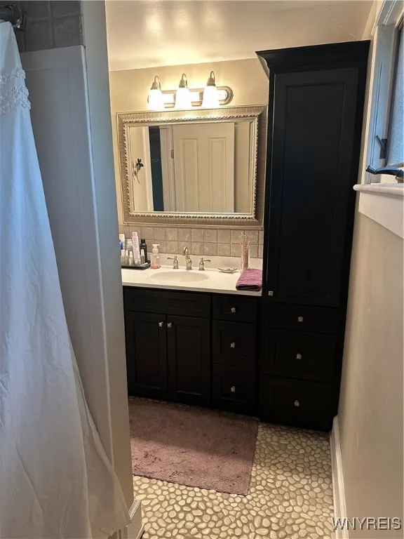 37 Woodmar Terrace, West Seneca, New York 14224, West Seneca, New York 14224, 4 Bedrooms Bedrooms, 8 Rooms Rooms,1 BathroomBathrooms,Residential,Closed,37 Woodmar Terrace, West Seneca, New York 14224,0,B1620021