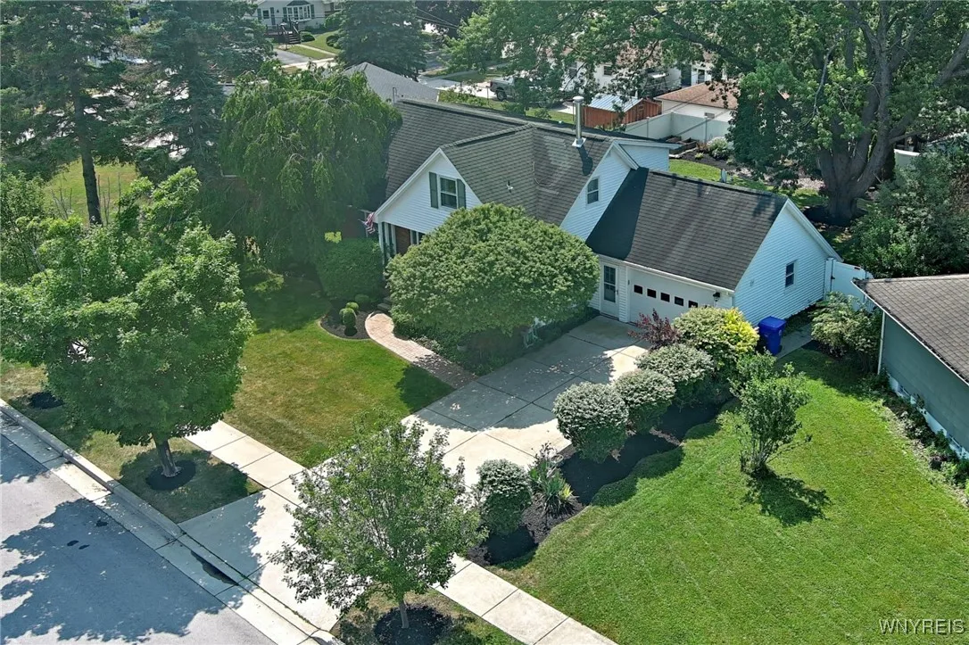 37 Woodmar Terrace, West Seneca, New York 14224, West Seneca, New York 14224, 4 Bedrooms Bedrooms, 8 Rooms Rooms,1 BathroomBathrooms,Residential,Closed,37 Woodmar Terrace, West Seneca, New York 14224,0,B1620021