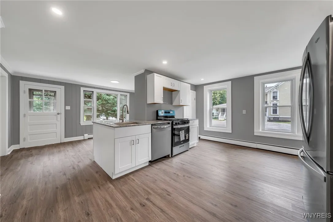 5592 Broadway Street, Lancaster, New York 14086, Lancaster, New York 14086, 5 Bedrooms Bedrooms, 8 Rooms Rooms,2 BathroomsBathrooms,Residential,For Sale,5592 Broadway Street, Lancaster, New York 14086,B1618988