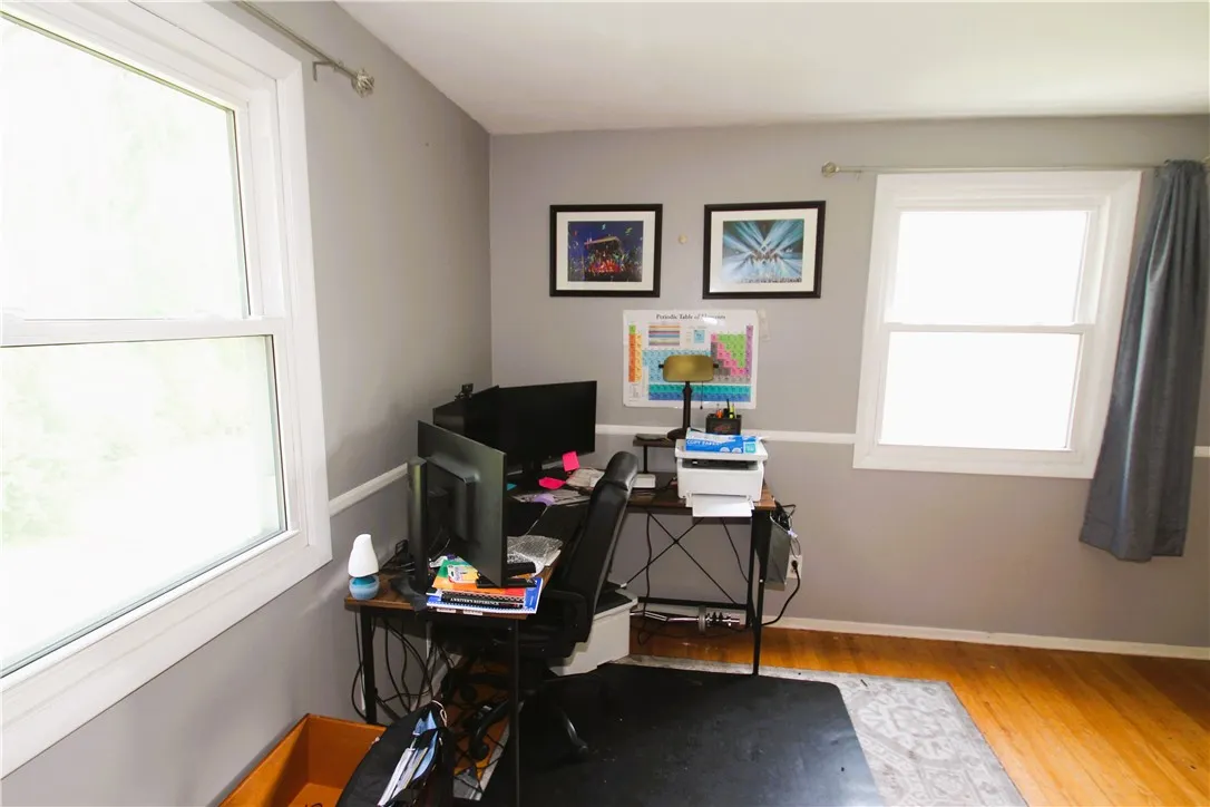 24 Lexington Parkway, Chili, New York 14624, Chili, New York 14624, 4 Bedrooms Bedrooms, 8 Rooms Rooms,1 BathroomBathrooms,Residential,For Sale,24 Lexington Parkway, Chili, New York 14624,R1621771