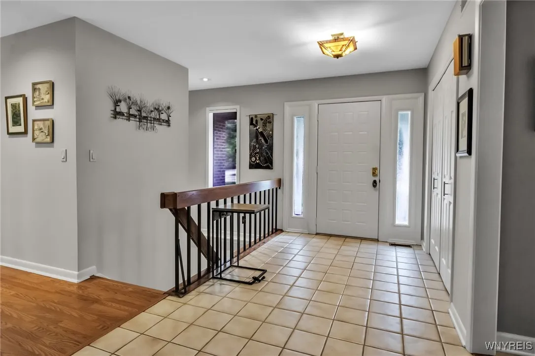 30 Hidden Ridge Cmn Court, Amherst, New York 14221, Amherst, New York 14221, 2 Bedrooms Bedrooms, 7 Rooms Rooms,2 BathroomsBathrooms,Residential,For Sale,30 Hidden Ridge Cmn Court, Amherst, New York 14221,B1621774