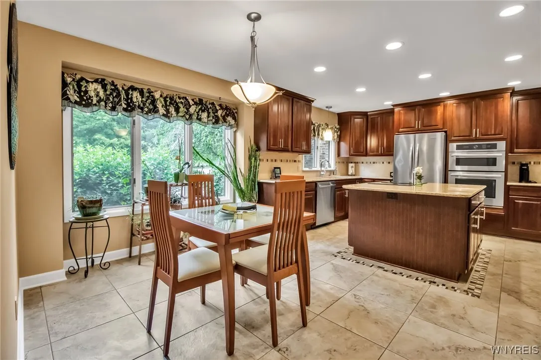30 Hidden Ridge Cmn Court, Amherst, New York 14221, Amherst, New York 14221, 2 Bedrooms Bedrooms, 7 Rooms Rooms,2 BathroomsBathrooms,Residential,For Sale,30 Hidden Ridge Cmn Court, Amherst, New York 14221,B1621774