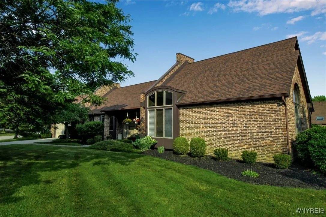 30 Hidden Ridge Cmn Court, Amherst, New York 14221, Amherst, New York 14221, 2 Bedrooms Bedrooms, 7 Rooms Rooms,2 BathroomsBathrooms,Residential,For Sale,30 Hidden Ridge Cmn Court, Amherst, New York 14221,B1621774
