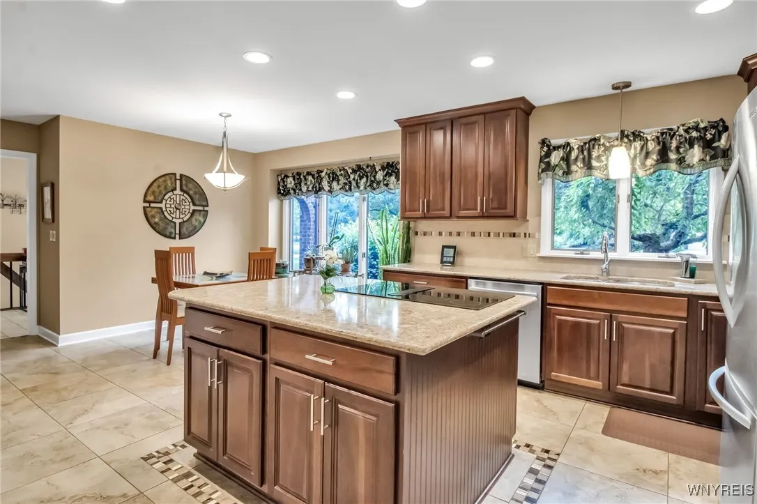 30 Hidden Ridge Cmn Court, Amherst, New York 14221, Amherst, New York 14221, 2 Bedrooms Bedrooms, 7 Rooms Rooms,2 BathroomsBathrooms,Residential,For Sale,30 Hidden Ridge Cmn Court, Amherst, New York 14221,B1621774